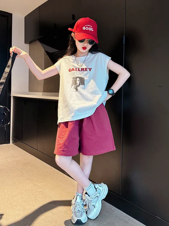 女童夏套装2025新款儿童韩版短袖女孩休闲时髦短裤洋气运动两件套