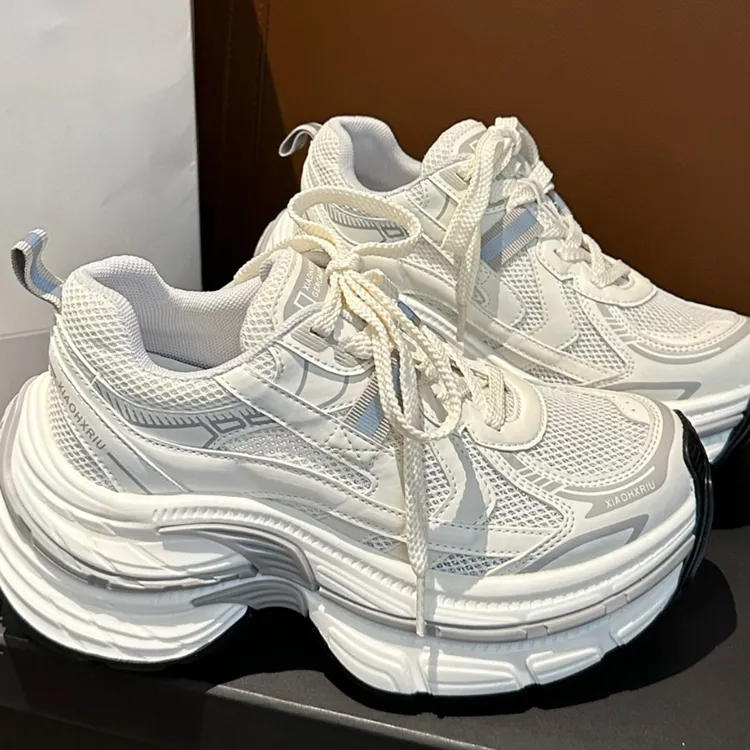 纪诗哲女鞋轻便厚底内增高新款老爹鞋女时尚潮流休闲百搭运动鞋