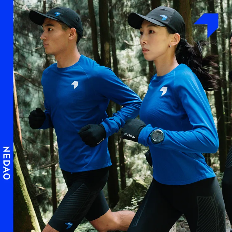 内道聚能卷圆领秋冬新款保暖透气贴身层跑步训练长袖T恤