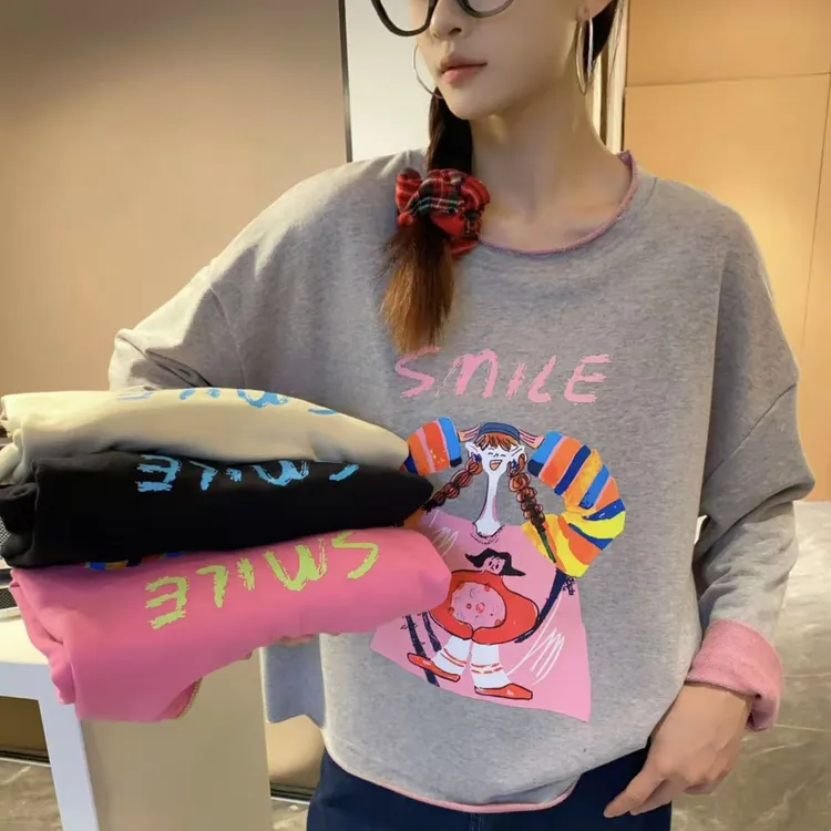 设计感动画人物印花圆领长袖T恤女早秋新款百搭休闲宽松显瘦上衣