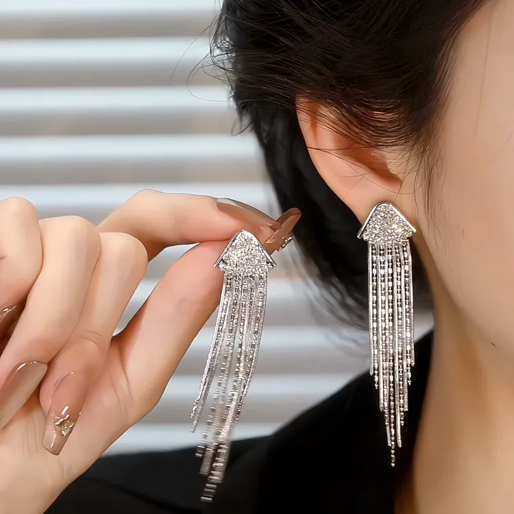 铜合金耳饰 月华流转气质长款流苏耳饰小众欧美风轻奢设计感耳钉i