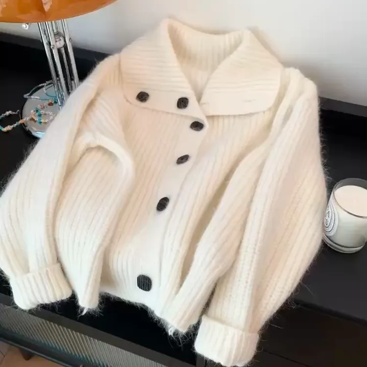 2025女秋冬季新款韩版设计感翻领针织开衫慵懒风宽松毛衣外套时尚