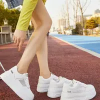 【卡蔻】M53-2春季新款透气百搭小白鞋