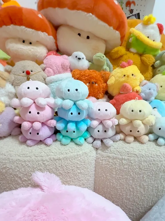 【十指相扣小水母】原创治愈系小水母好rua柔软解压多巴胺闺蜜挂件