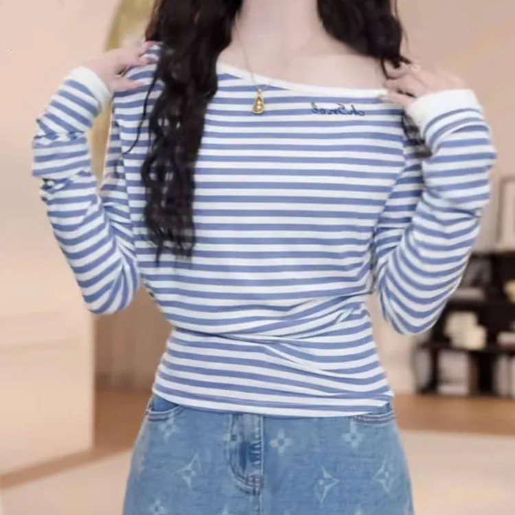 设计感斜肩字母条纹长袖显瘦t恤女2025新款春夏时尚百搭休闲上衣