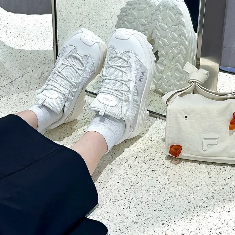 Fila/斐乐【满天星2】女子秋季新款透气舒适徒步运动鞋F12W542123F