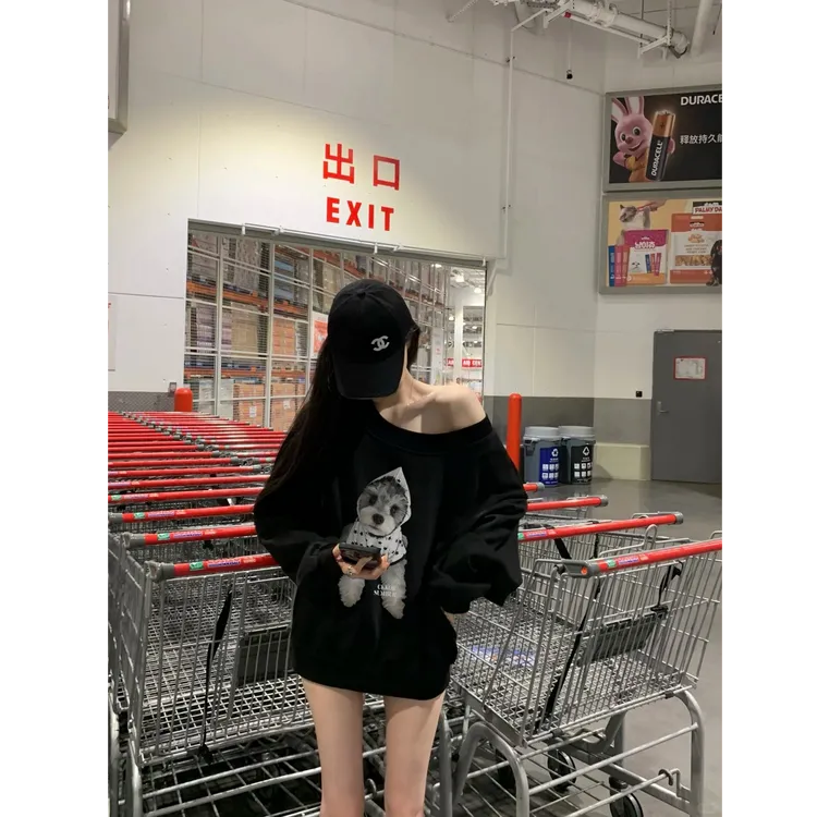 YWBY设计感韩系斜肩长袖t恤女春秋薄款简约印花宽松慵懒风上衣