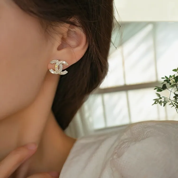 925银耳饰 闪钻水钻字母耳钉新款耳饰高级气质轻奢名媛时尚925银