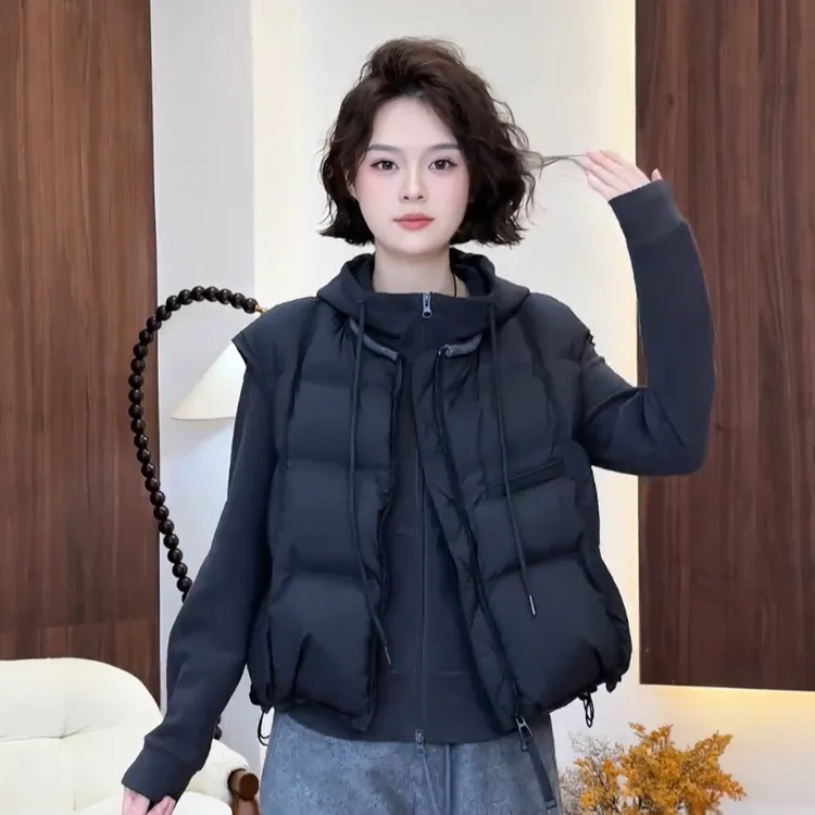 正版超好看白鸭绒时尚马甲女装2025秋冬小个子时尚无袖马夹短外套