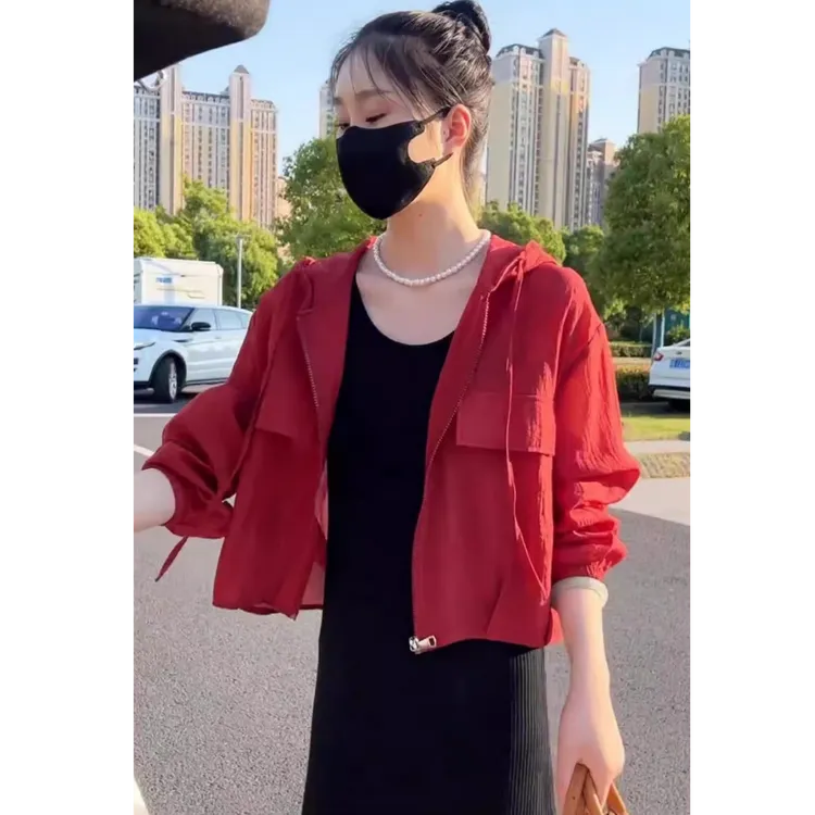 时髦洋气高级感小个子外套女款2025新款夏轻薄冰丝休闲运动防晒衣