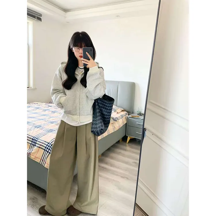韩版腊肠小狗绣花条纹拉链短款加厚外套女秋冬休闲趣味连帽卫衣女