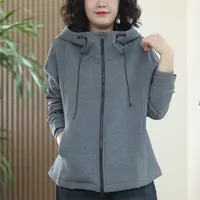 软壳秋季冲锋衣柏拉图连帽短款外套女大码进口棉莫代尔弹力夹克