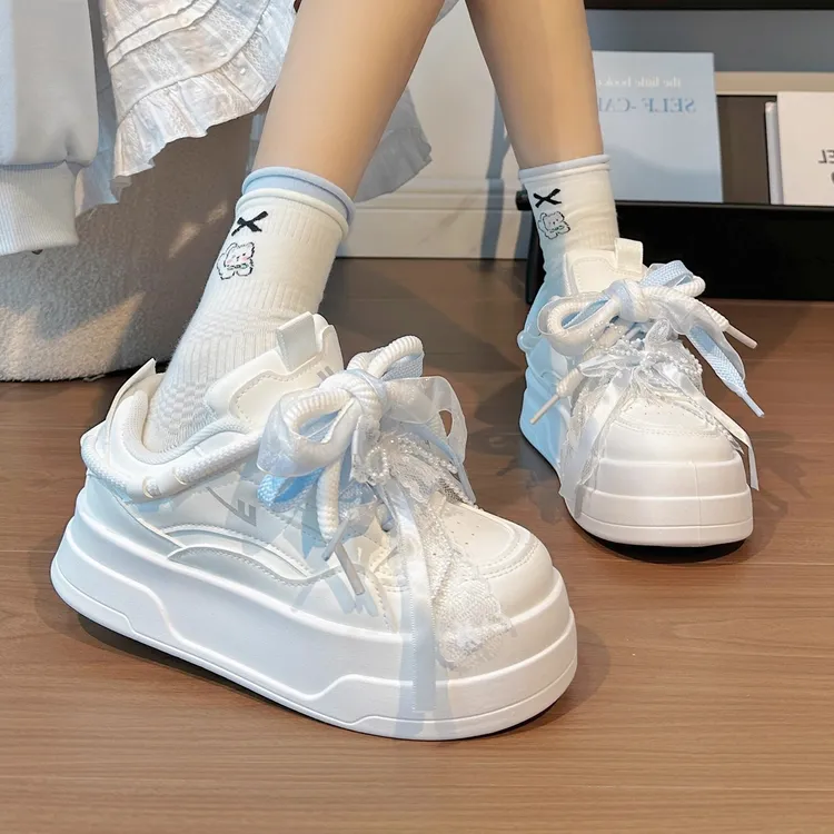 回力原创蝴蝶小白鞋女2026秋冬爆款小众少女松糕鞋子厚底增高板鞋