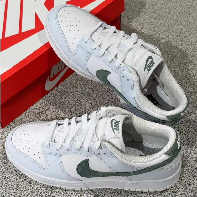 NIKE/耐克男鞋浅蓝 DUNK LOW 经典百搭流光风休闲板鞋-IM3371-030