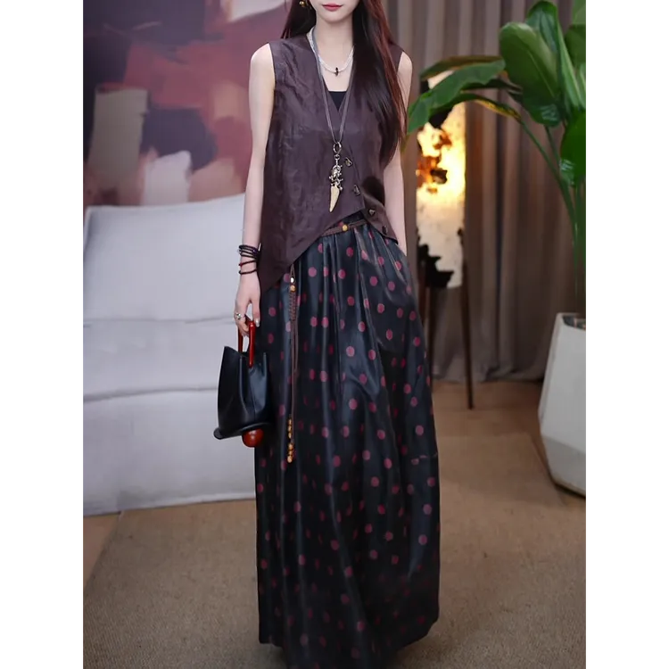 新中式文艺时尚套装女25夏季新款民族风修身显瘦马甲+波点半身裙