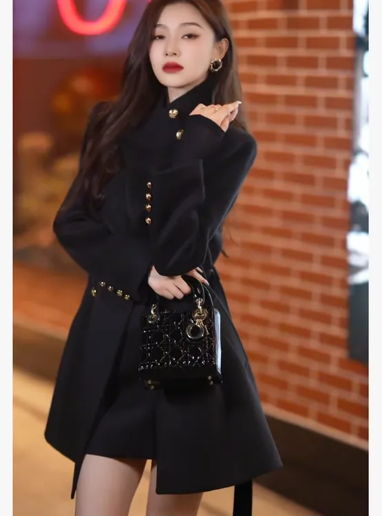 高级感中长款毛呢风衣外套正肩a字版大衣气质显瘦黑色秋季秋冬