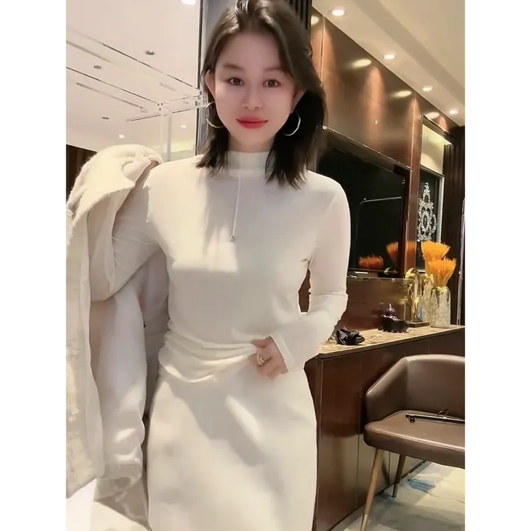 高端欧货秋冬新款显瘦修身长袖t恤半高领内搭打底上衣女
