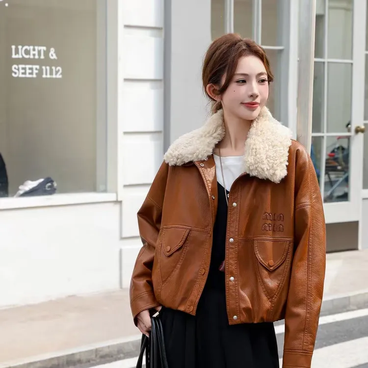 【lisa华南仓】2025秋冬加绒美式复古皮衣外套女酷飒风夹克