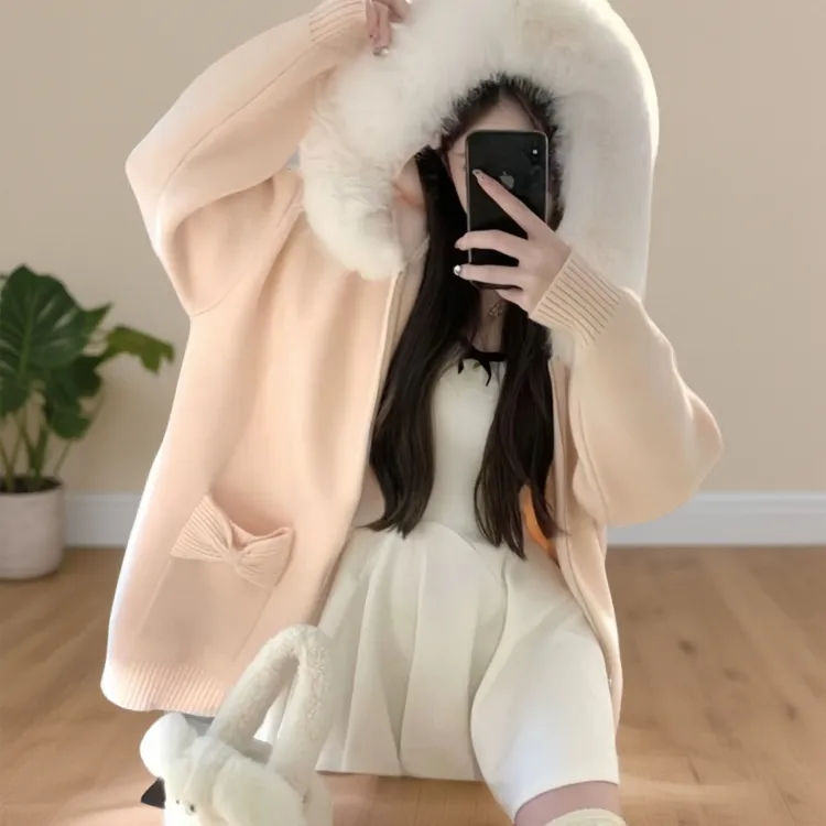 美拉德毛领冬季中长款针织保暖白色落肩袖长袖宽松毛针织衫带帽