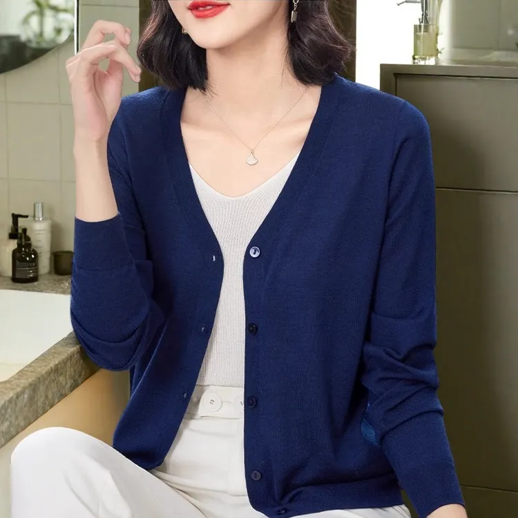 纯羊绒衫薄款中年毛衣外套2025春秋季新款女士妈妈宽松针织开衫女