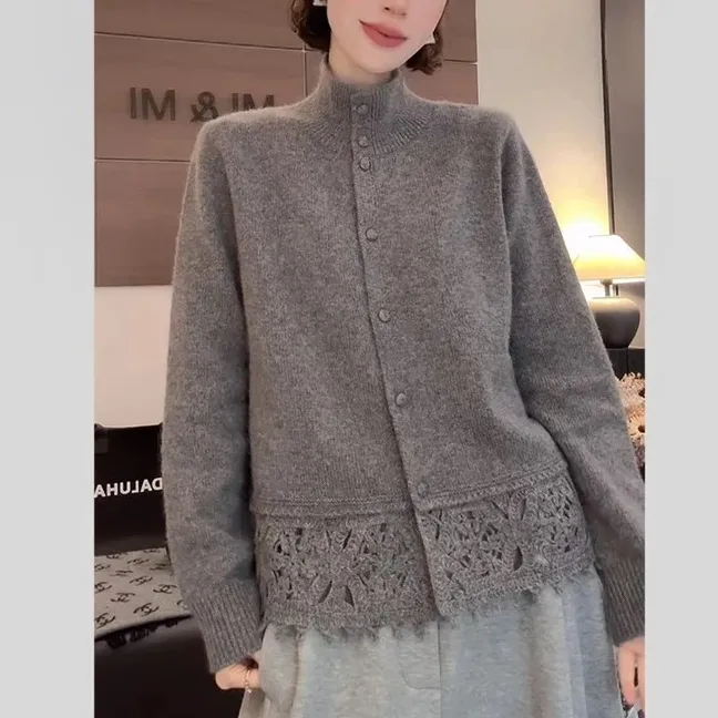 下摆钩花高领针织开衫女2025年秋冬季新款百搭上衣单排扣毛衣外套