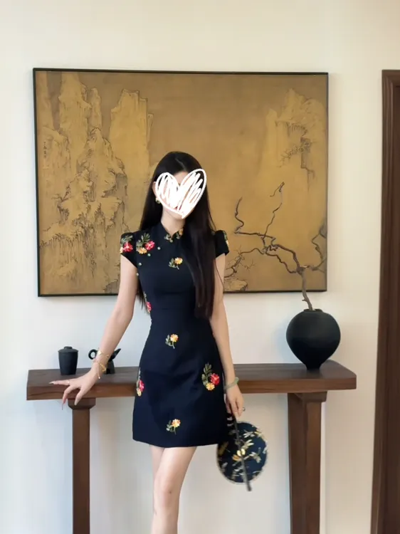 新中式黑色改良旗袍印花连衣裙女2025夏季新款气质短袖显瘦小黑裙