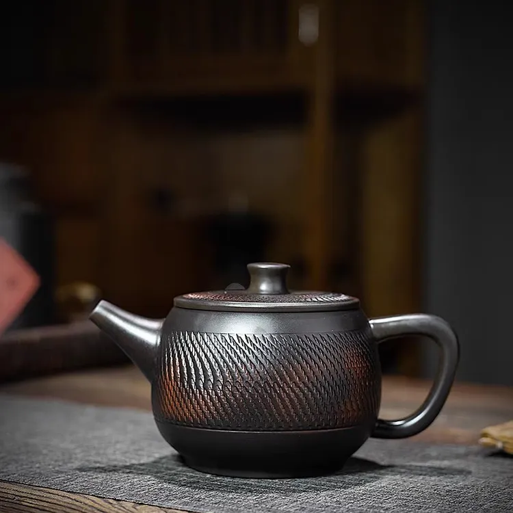 紫陶茶壶家用陶瓷功夫茶具纯手工跳刀纹汉瓦壶大容量泡茶壶凤鸣壶
