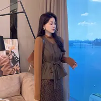 【静静衣橱】秋季新款时尚休闲INS风显瘦设计感系带两件套752