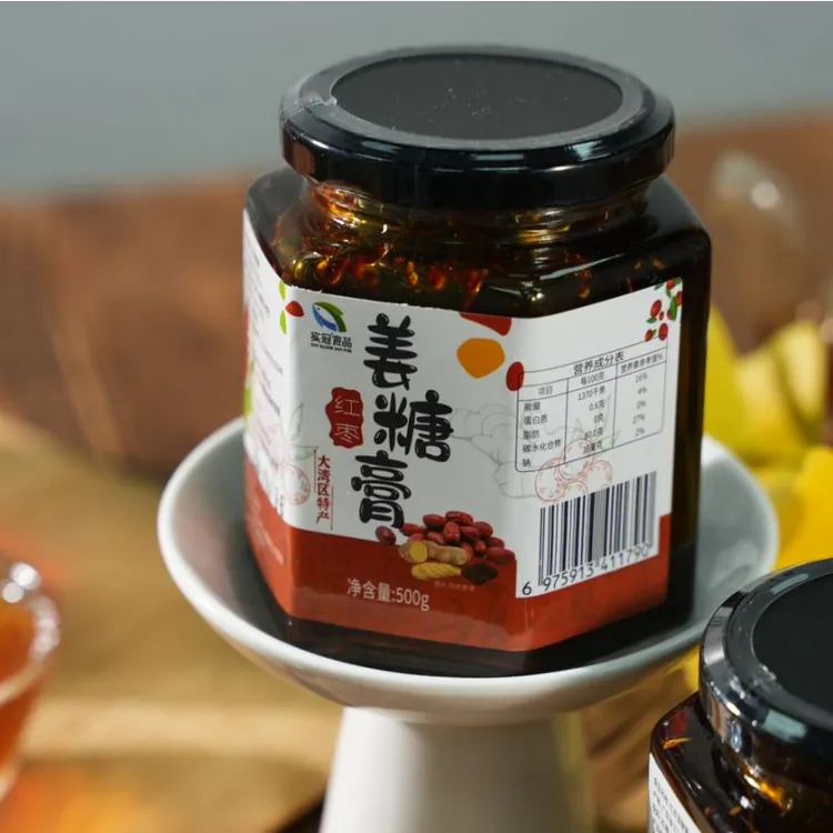 实冠红枣姜糖膏暖到脚底板～老红糖 + 生姜 + 红枣熬制，喝超舒服