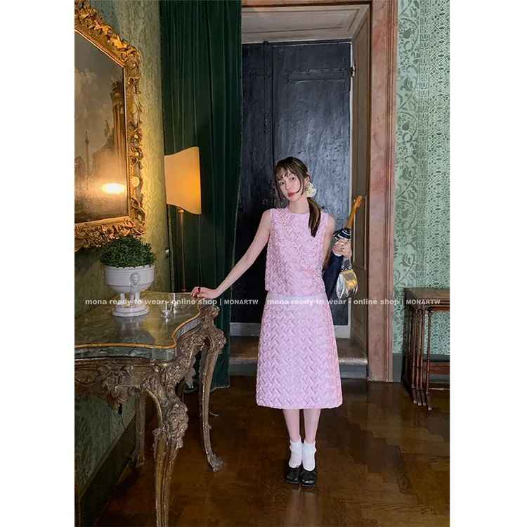 【Mona张绮贤】MONA 潮流小众气质 上衣中腰半裙 O125A00811