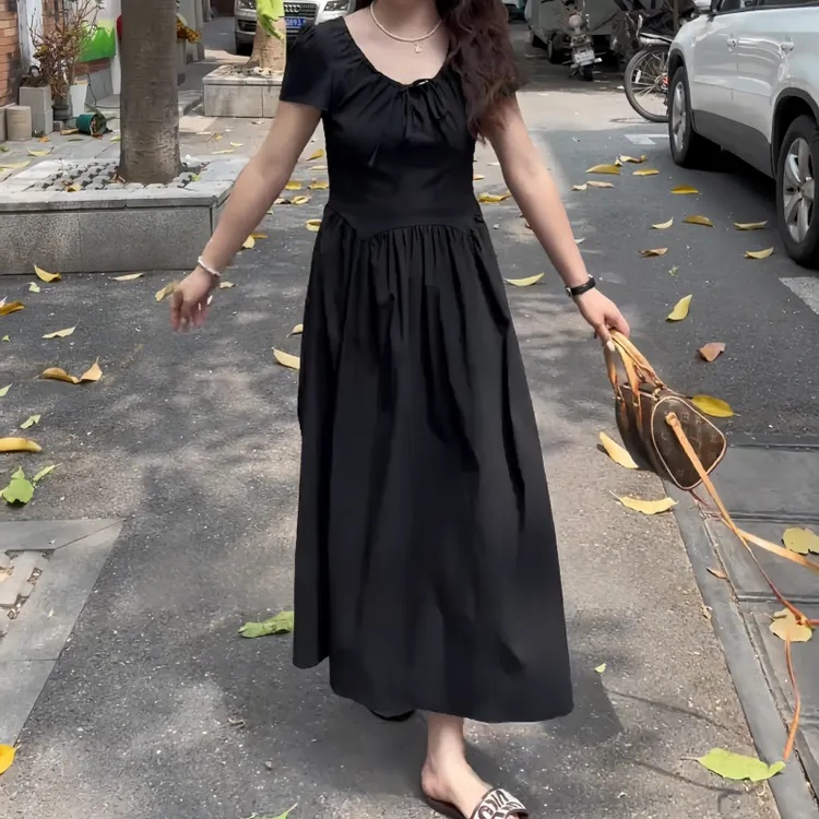 早秋设计款绑带调节裙子短袖圆领中长连衣裙休闲风短袖法式小众裙