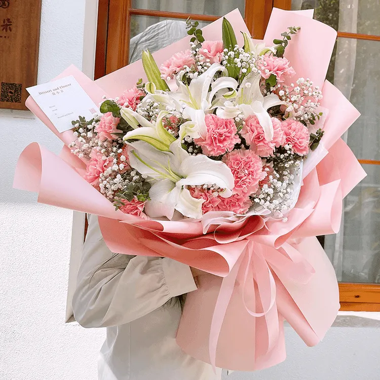 康乃馨百合送长辈花束鲜花订购小时达的同城速配生日花束妈妈生日