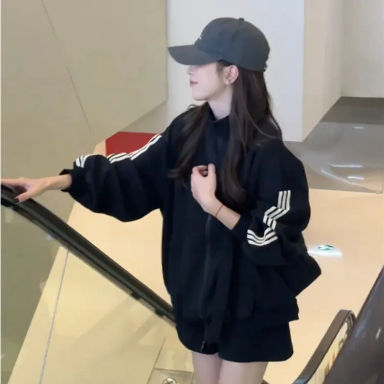 高级感三道杠欧货棒球服外套女2025春装新款宽松卫衣开衫上衣