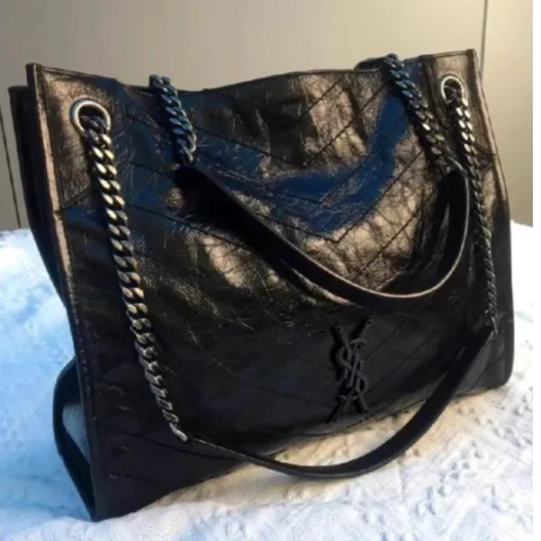 香港正品2025明星同款洋气包包女新款托特包大容量真皮流浪包女包