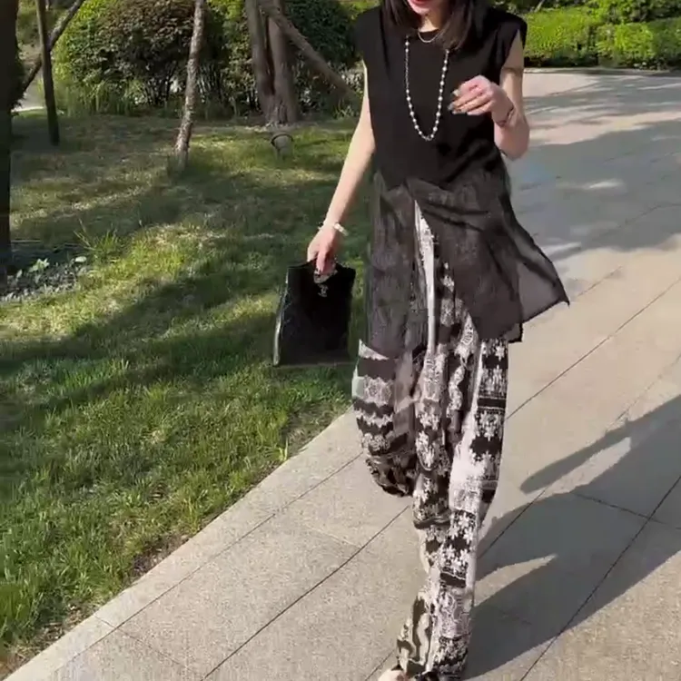 2025夏季新款时尚显瘦气质女士网红洋气两件套百搭款K8414