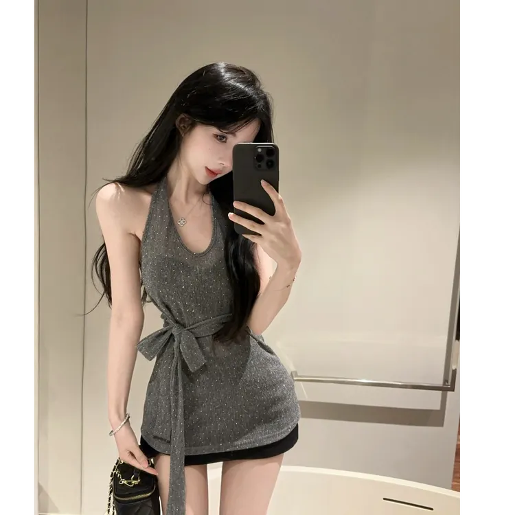 韩系亮丝挂脖绑带微透背心女收腰性感洋气露背上衣女配显瘦半身裙