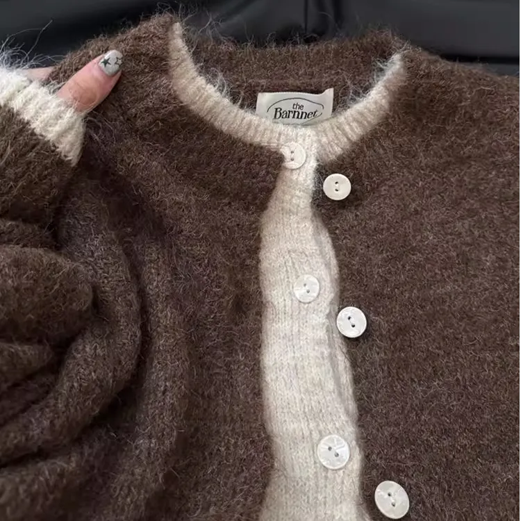 推荐！美拉德复古假两件毛衣女2025秋冬新款高级感慵懒风针织上衣