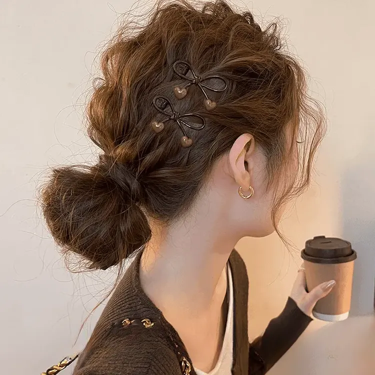 蝴蝶结发夹女咖色爱心边夹侧边前额发卡2025新款刘海夹子高端头饰