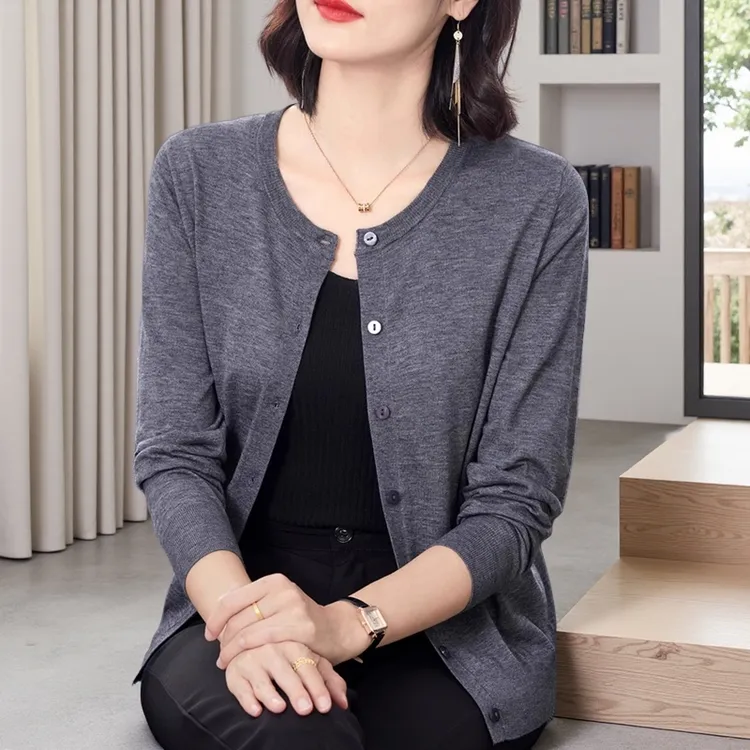 纯羊绒衫洋气针织衫女2025新款爆款女士妈妈保暖薄款洋气毛衣外套