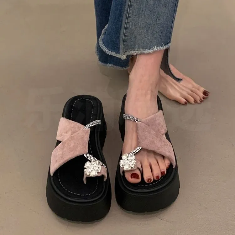 法式厚底仙女风外穿拖鞋女百搭2025夏季新款水钻一字套趾水晶凉鞋