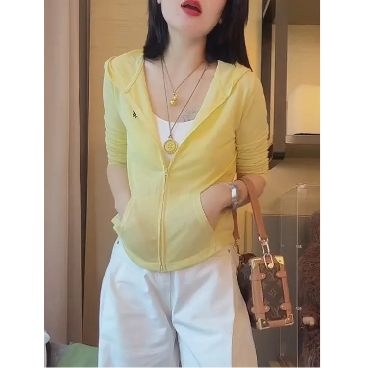 小马刺绣黄色连帽开衫外套女2025年秋季新款气质修身短款长袖上衣