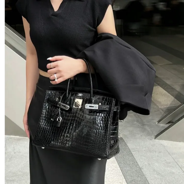 99新 Hermes/爱马仕 小花JerryBirkin 30 黑色 两点鳄鱼皮 框J包