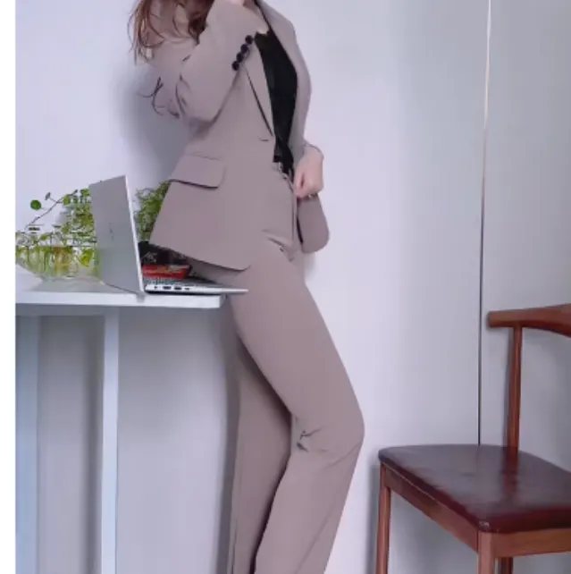 2025夏季时尚潮流百搭精品女装启XDxi