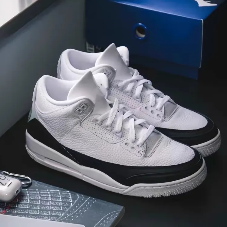 【DR官网正品】AJ3藤原浩闪电气垫中帮减震耐磨休闲运动复古篮球鞋