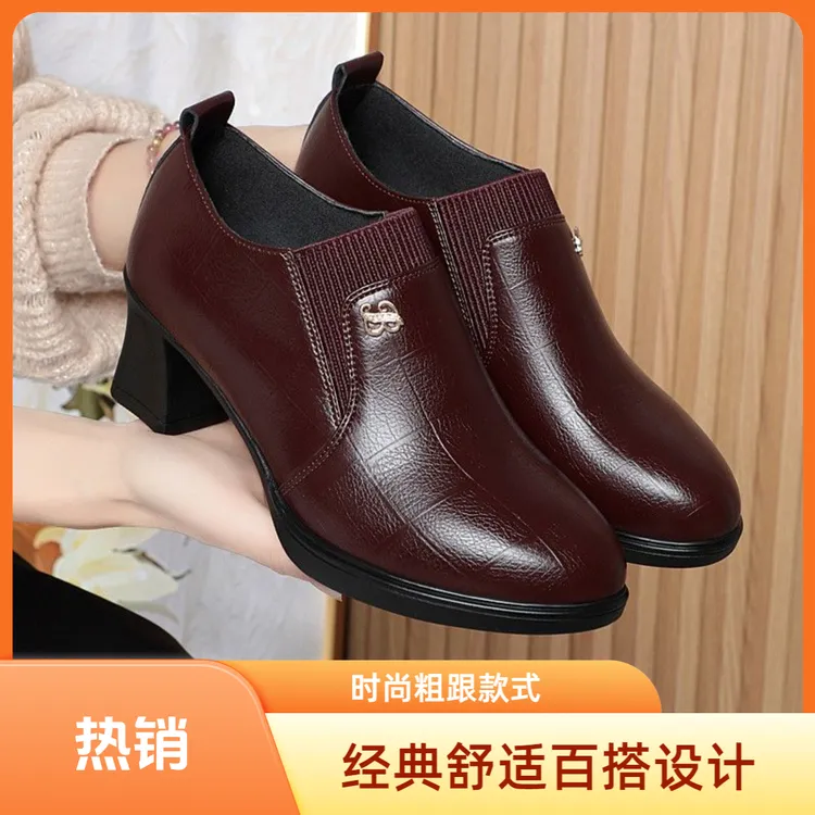 英伦风女单鞋中跟粗跟小皮鞋2025年春秋款百搭软皮舒适潮流妈妈鞋