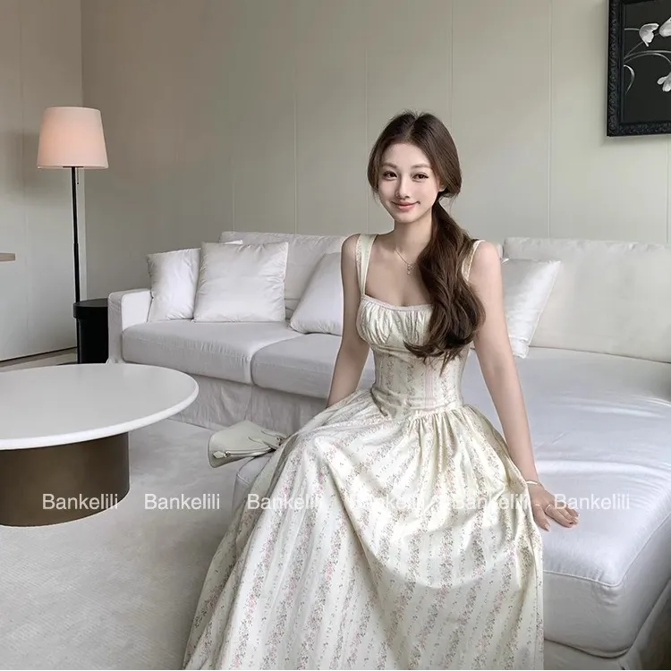 '怦然心动'法式气质绝美收腰碎花吊带连衣裙女-3218