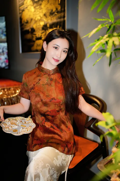 蓝大【杏帘招】新中式桑蚕丝香云纱短袖7861