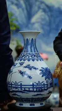 【闪购商品】青花芭蕉叶纹玉壶春瓶