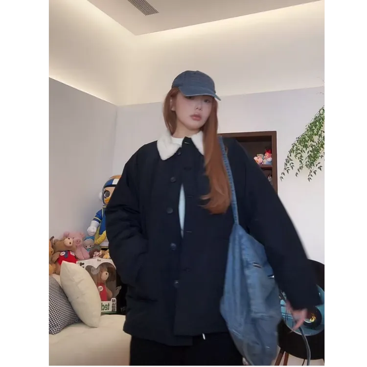 【瘦瘦】许我荣耀-大码新标90白鸭绒毛领格子袖拼接羽绒服S02114