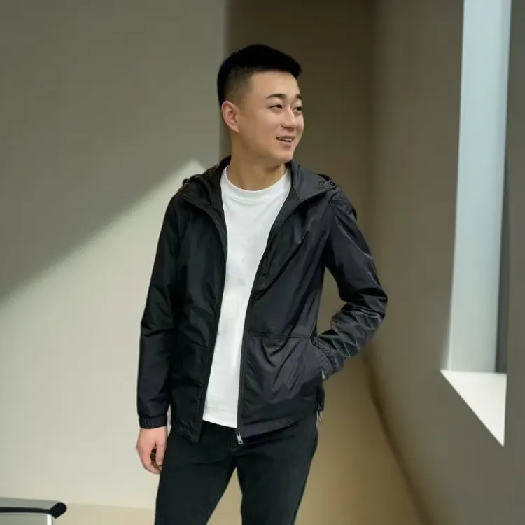 春秋季新款男士连帽外套男装简约百搭纯色韩版休闲潮流男夹克上衣